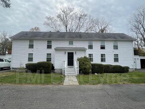 7 Lyme St in Old Lyme, CT - Building Photo - Building Photo