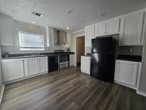 12130 US Hwy 41 S in Gibsonton, FL - Building Photo - Building Photo