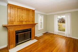 20040 Bonnie Bank Blvd in Rocky River, OH - Building Photo - Building Photo