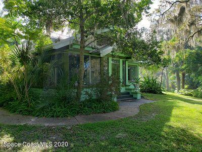 property at 880 Spiller St