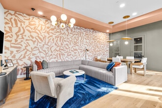 1800 Broadway in San Antonio, TX - Foto de edificio - Building Photo