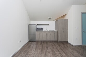 Montisi Apartments in Seattle, WA - Building Photo - Interior Photo