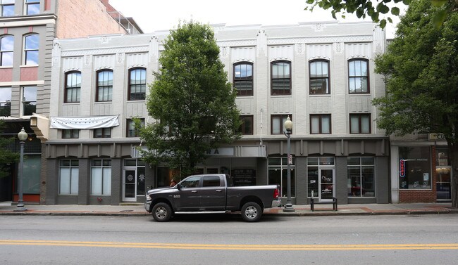 Aurora in Roanoke, VA - Building Photo - Building Photo