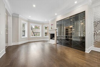 458 W Deming Pl in Chicago, IL - Building Photo - Building Photo