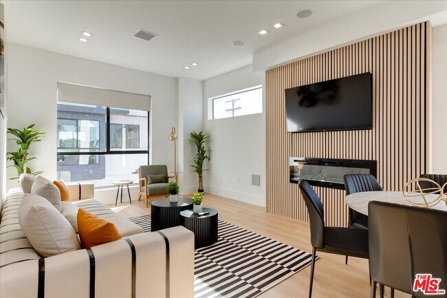 property at 2034 S Curson Ave