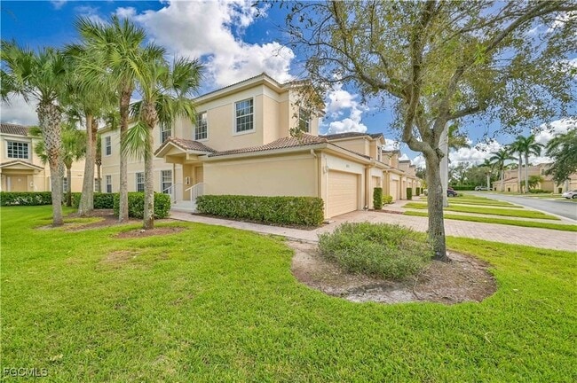 6051 Jonathans Bay Cir, Unit 102 in Ft. Myers, FL - Building Photo - Building Photo