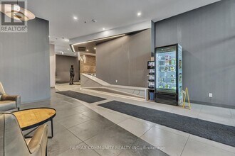 60 Frederick St in Kitchener, ON - Building Photo - Building Photo