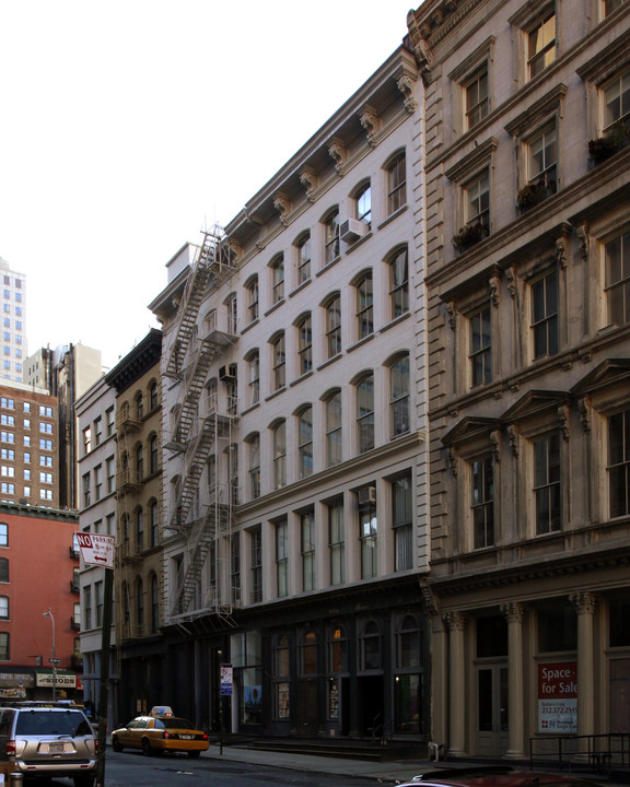 134-140 Duane St in New York, NY - Foto de edificio