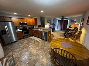 140 War Admiral Lane in North Liberty, IA - Building Photo - Building Photo