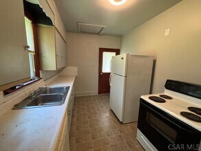 926 Bloom St in Johnstown, PA - Building Photo - Building Photo