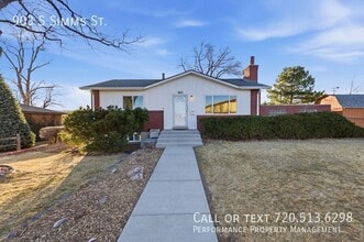 903 S Simms St in Lakewood, CO - Building Photo - Building Photo