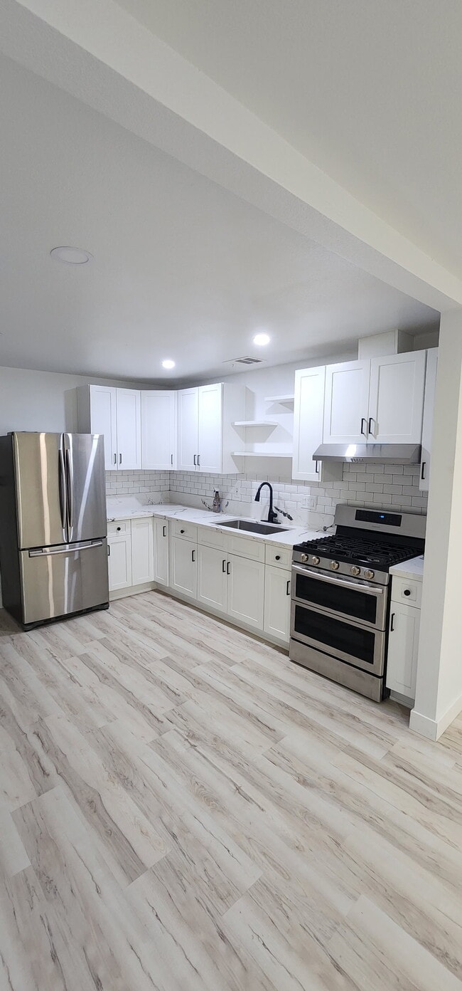 property at 313 Magnolia Ave