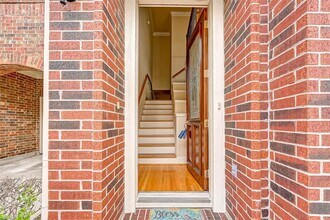 1772 Aden Dr in Houston, TX - Building Photo - Building Photo