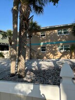 721 1st St in Indian Rocks Beach, FL - Building Photo