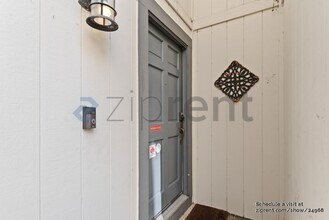 7472 Tulare Hill Ln in San Jose, CA - Foto de edificio - Building Photo