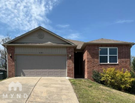 2001 Honeycomb St in Sherwood, AR - Building Photo