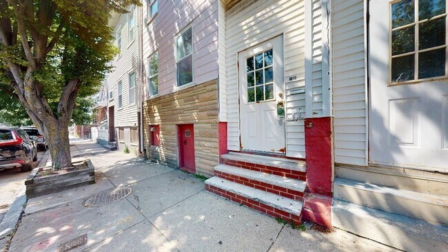 188 Lexington St in Boston, MA - Foto de edificio - Building Photo