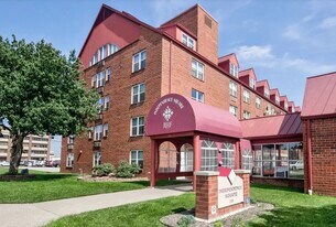 201 W Delaware St in Evansville, IN - Building Photo