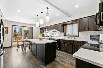 436 Bruns Ct in Vadnais Heights, MN - Building Photo - Building Photo