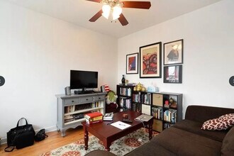 3045 W Fullerton Ave in Chicago, IL - Building Photo - Building Photo