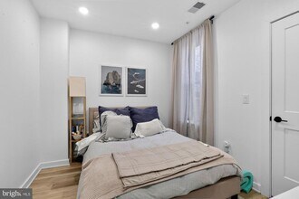 1415 Locust St in Philadelphia, PA - Building Photo - Building Photo