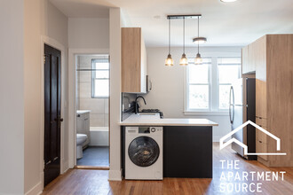 4007 N Lowell Ave, Unit 1W in Chicago, IL - Building Photo - Building Photo