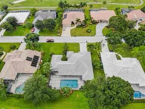 1295 SW Bent Pine Cove in Port St. Lucie, FL - Building Photo - Building Photo