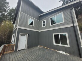 3404 Taylor Ave in Bellingham, WA - Building Photo
