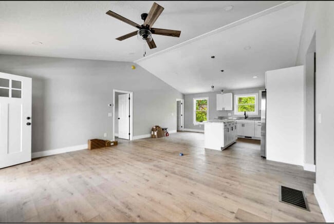 85 Maple St in Franklin, NC - Building Photo - Building Photo