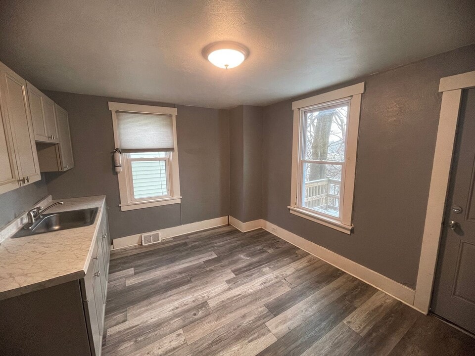 1025 Marena St in Pittsburgh, PA - Building Photo