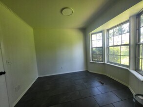 1511 W Magnolia St in Rogers, AR - Building Photo - Building Photo