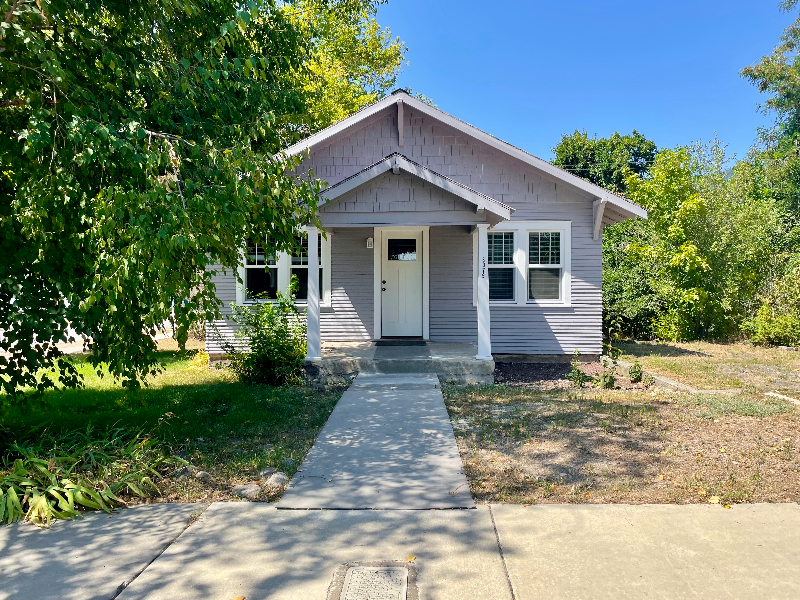 8079 W 2nd St in Rathdrum, ID - Building Photo