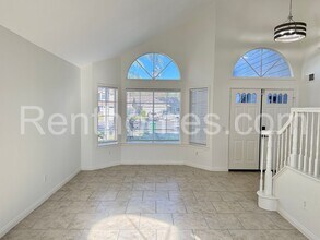 23835 Cork Oak Cir in Murrieta, CA - Building Photo - Building Photo