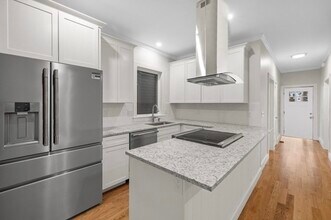 17 Cameron Ave in Cambridge, MA - Building Photo - Building Photo