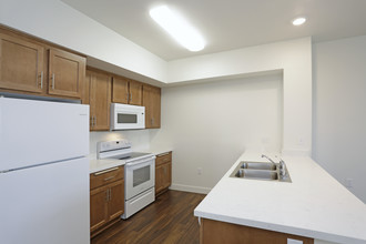 Portola Senior Apartments in Carlsbad, CA - Building Photo - Interior Photo