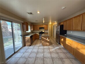 6319 Spice Stone Ct in North Las Vegas, NV - Building Photo - Building Photo