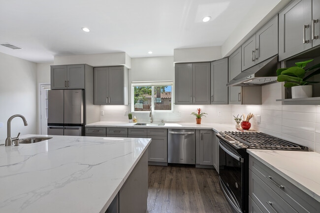 property at 6533 Ben Ave