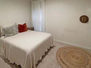 307 Millstone Ct in Poinciana, FL - Building Photo - Building Photo