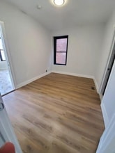 30 Elizabeth Ave in Newark, NJ - Foto de edificio - Building Photo