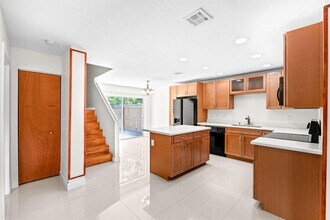 12210 Dartmoor Dr in Wellington, FL - Building Photo - Building Photo
