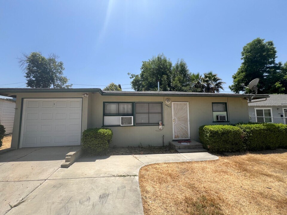 24663 Stewart St, Unit 24667 in Loma Linda, CA - Building Photo