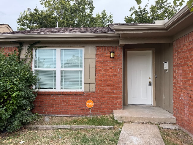 2316 S 84th E Ave in Tulsa, OK - Building Photo - Building Photo