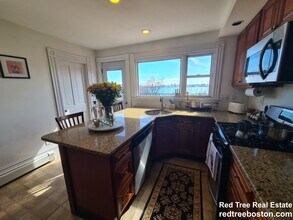 277 Webster St, Unit 2 in Boston, MA - Foto de edificio - Building Photo