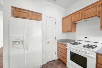 3329 Autumn Veil St in Las Vegas, NV - Building Photo - Building Photo