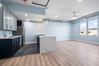 9909 W Roosevelt Rd, Unit Unit 1 in Westchester, IL - Building Photo - Building Photo