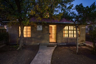 705 12th St NW in Albuquerque, NM - Building Photo - Building Photo