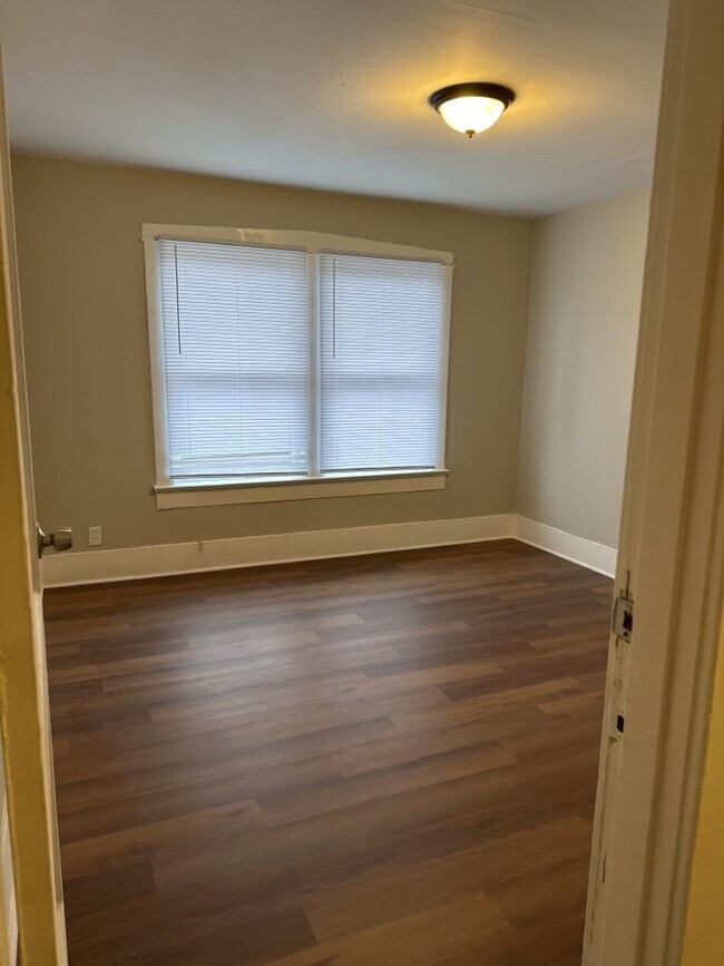 4018 Vermont Ave-Unit -UNIT 3 MK AA 84 in Louisville, KY - Building Photo - Building Photo