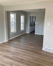 221 1st St NW in Orange City, IA - Building Photo - Building Photo