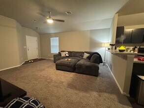 1718 N Carnley St in Stillwater, OK - Building Photo - Building Photo