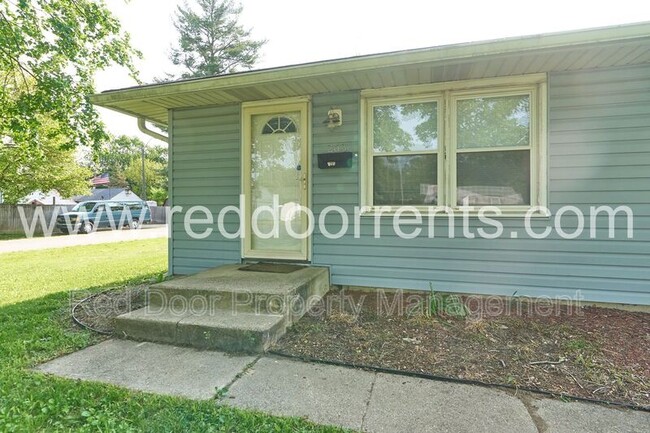 property at 263 N Routiers Ave